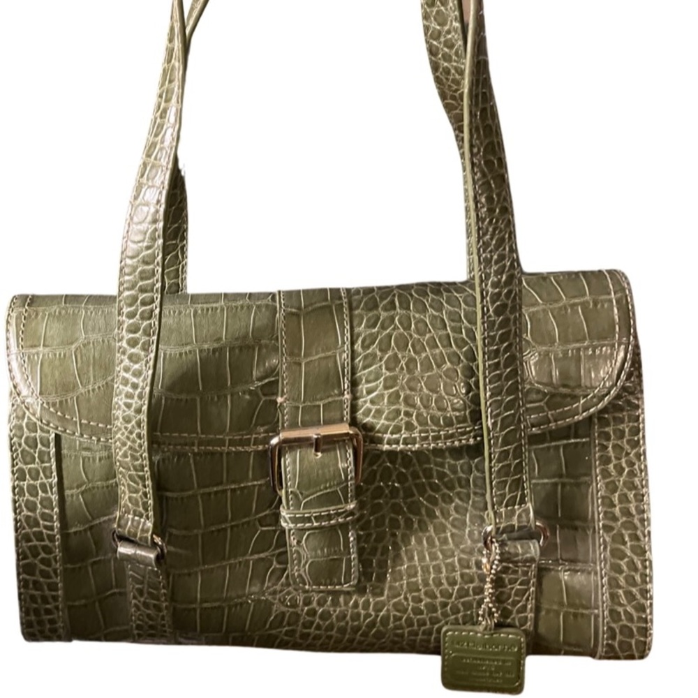 Liz Claiborne green croc textured look shoulder bag 9.25" x 2.75" x 5.75" 7"